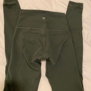 Lululemon Wunder Under Train leggings 28”